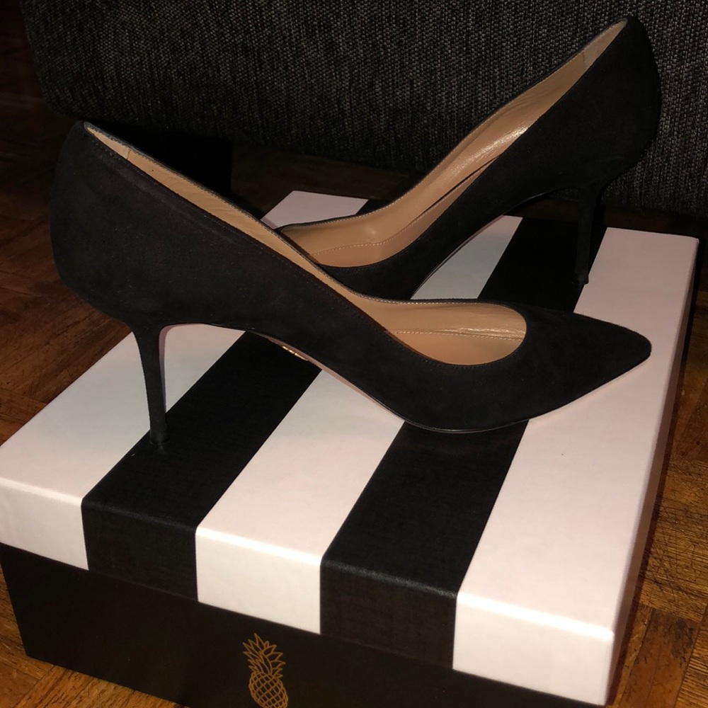 Black suede Aquazzura pumps